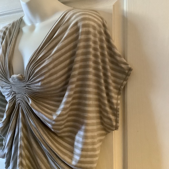 Striped Draped Top - Picture 4 of 9